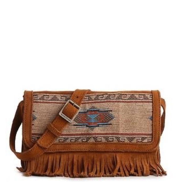 MINNETONKA tan suede fringe boho crossbody purse - Picture 5 of 5
